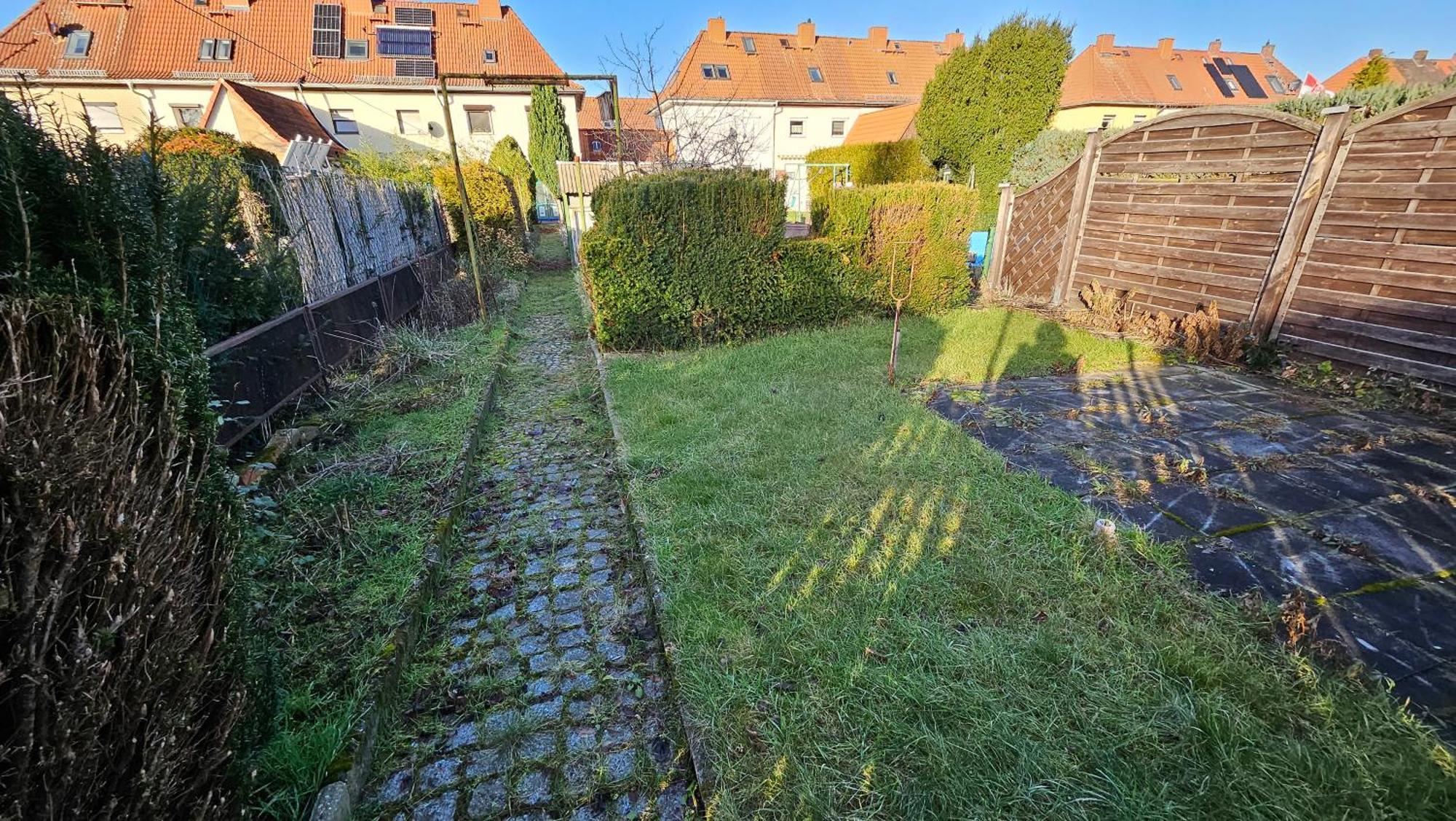 Haus Mit Garten Halle  Luaran gambar